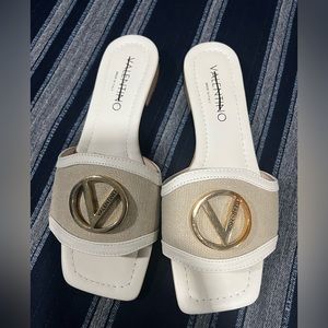 Valentino cream size 9